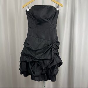 Mori Lee Madeline Gardner Size 7/8 Elegant Black Strapless Gathered Mini Dress